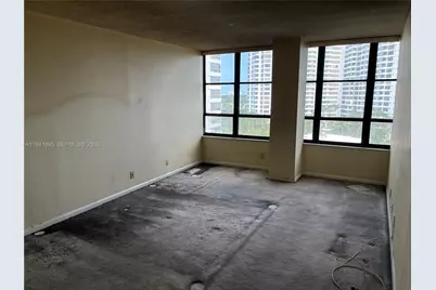 [Address not provided], Hallandale Beach, FL 33009 - Photo 6