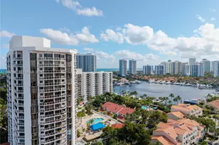 3598 Yacht Club Dr, Aventura, FL 33180 - Photo 26