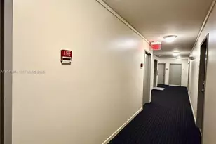 1605 Bay Rd, Miami Beach, FL 33139 - Photo 4