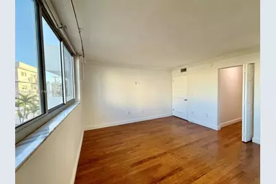 1605 Bay Rd #407, Miami Beach, FL 33139 - Photo 26