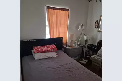 1001 NW 37th Ave, Miami, FL 33125 - Photo 6