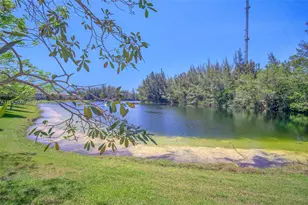 20876 NW 9th Path, Miami Gardens, FL 33169 - Photo 6