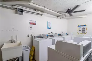 16950 W Dixie Hwy, North Miami Beach, FL 33160 - Photo 24