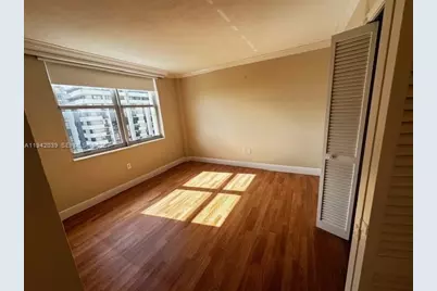 625 Biltmore Way #1005, Coral Gables, FL 33134 - Photo 8