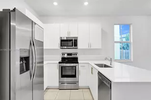 11920 NW 47th Manor, Coral Springs, FL 33076 - Photo 4