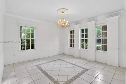 159 SW 25th Rd, Miami, FL 33129 - Photo 6