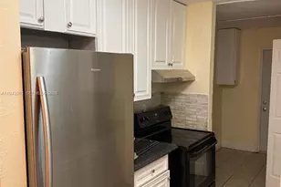 304 NW 6th Ave, Boynton Beach, FL 33435 - Photo 6