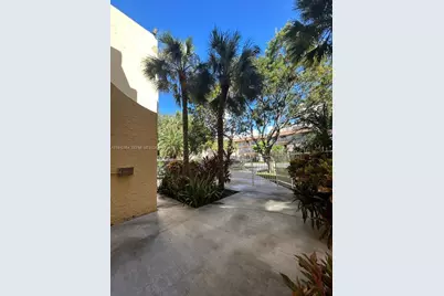 210 172nd St #133, Sunny Isles Beach, FL 33160 - Photo 14