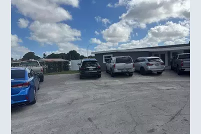 412 W 15th St, Hialeah, FL 33010 - Photo 4
