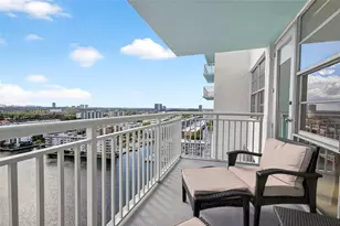 301 174th St, Sunny Isles Beach, FL 33160 - Photo 10