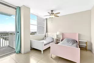 301 174th St, Sunny Isles Beach, FL 33160 - Photo 12