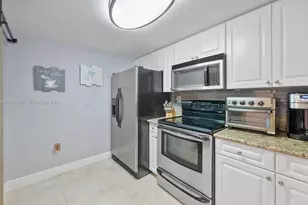 520 SE 5th Ave, Fort Lauderdale, FL 33301 - Photo 10