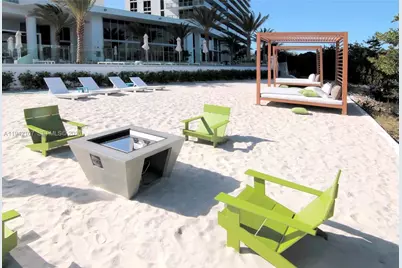 16385 Biscayne Blvd #2301, North Miami Beach, FL 33160 - Photo 32