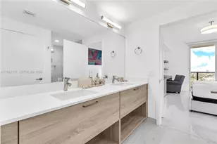 16385 Biscayne Blvd, North Miami Beach, FL 33160 - Photo 18