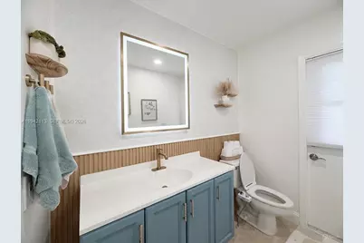 12585 SW 9th Pl, Davie, FL 33325 - Photo 32