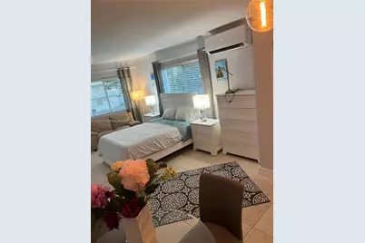 334 Washington Ave #10, Miami Beach, FL 33139 - Photo 2