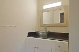 7525 SW 7th Pl, North Lauderdale, FL 33068 - Photo 22