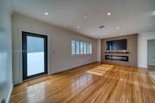 9315 SW 44th St, Miami, FL 33165 - Photo 6