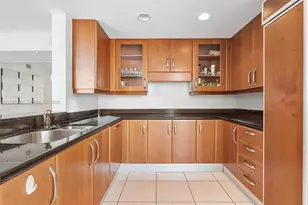 19400 Turnberry Way, Aventura, FL 33180 - Photo 10