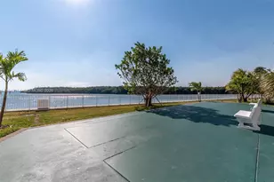 500 Bayview Dr, Sunny Isles Beach, FL 33160 - Photo 8