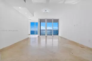 19111 Collins Ave, Sunny Isles Beach, FL 33160 - Photo 2