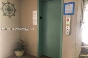 645 NE 121st St, North Miami, FL 33161 - Photo 4