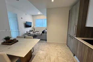 239 SW 9th St, Miami, FL 33130 - Photo 8