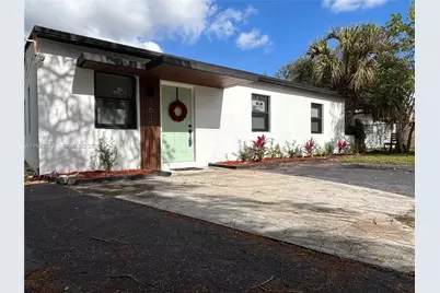 1613 NW 12th St, Fort Lauderdale, FL 33311 - Photo 2
