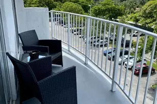 498 NW 165th St Rd, Miami, FL 33169 - Photo 12