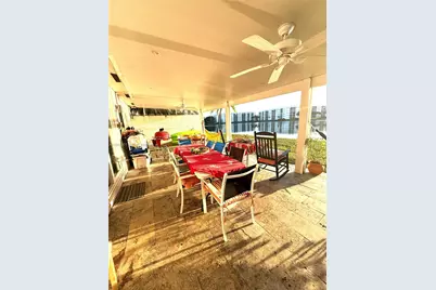 6301 NW 109th Ave, Doral, FL 33178 - Photo 16