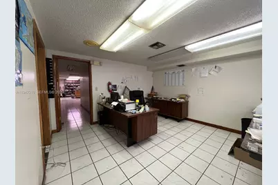 1671 W 38th Pl #1406, Hialeah, FL 33012 - Photo 1