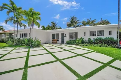 2080 NE 65th St, Fort Lauderdale, FL 33308 - Photo 2