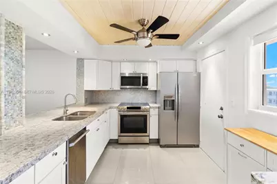 301 NE 14th Ave #601, Hallandale Beach, FL 33009 - Photo 2