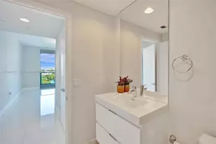 17301 Biscayne Blvd, North Miami Beach, FL 33160 - Photo 24