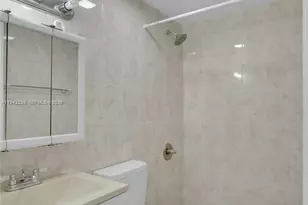 1917 SW 107th Ave, Miami, FL 33165 - Photo 24