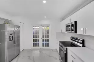 1917 SW 107th Ave, Miami, FL 33165 - Photo 6