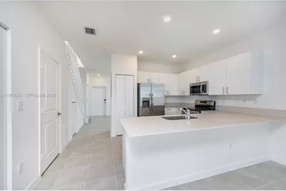 2747 SE 26th Rd #2747, Homestead, FL 33035 - Photo 10