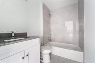 1165 NW 8th Ave, Miami, FL 33136 - Photo 10