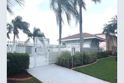 300 SW 100th Ave, Pembroke Pines, FL 33025 - Photo 34