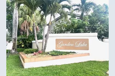 300 SW 100th Ave, Pembroke Pines, FL 33025 - Photo 42