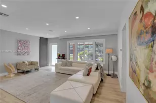 2011 NE 31st Ct, Lighthouse Point, FL 33064 - Photo 4