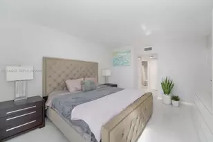 3625 N Country Club Dr, Aventura, FL 33180 - Photo 6