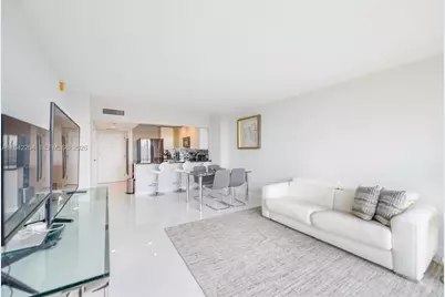 3625 N Country Club Dr #607, Aventura, FL 33180 - Photo 2