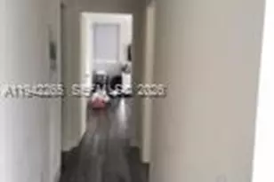 1300 Brickell Bay Dr, Miami, FL 33131 - Photo 10