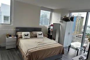 1300 Brickell Bay Dr, Miami, FL 33131 - Photo 12