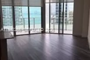 1300 Brickell Bay Dr, Miami, FL 33131 - Photo 8