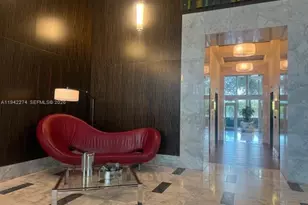 185 SW 7th St, Miami, FL 33130 - Photo 2