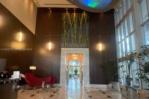 185 SW 7th St, Miami, FL 33130 - Photo 1