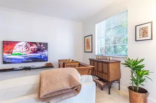 3165 NE 184th St, Aventura, FL 33160 - Photo 4