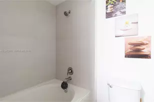 3165 NE 184th St, Aventura, FL 33160 - Photo 28